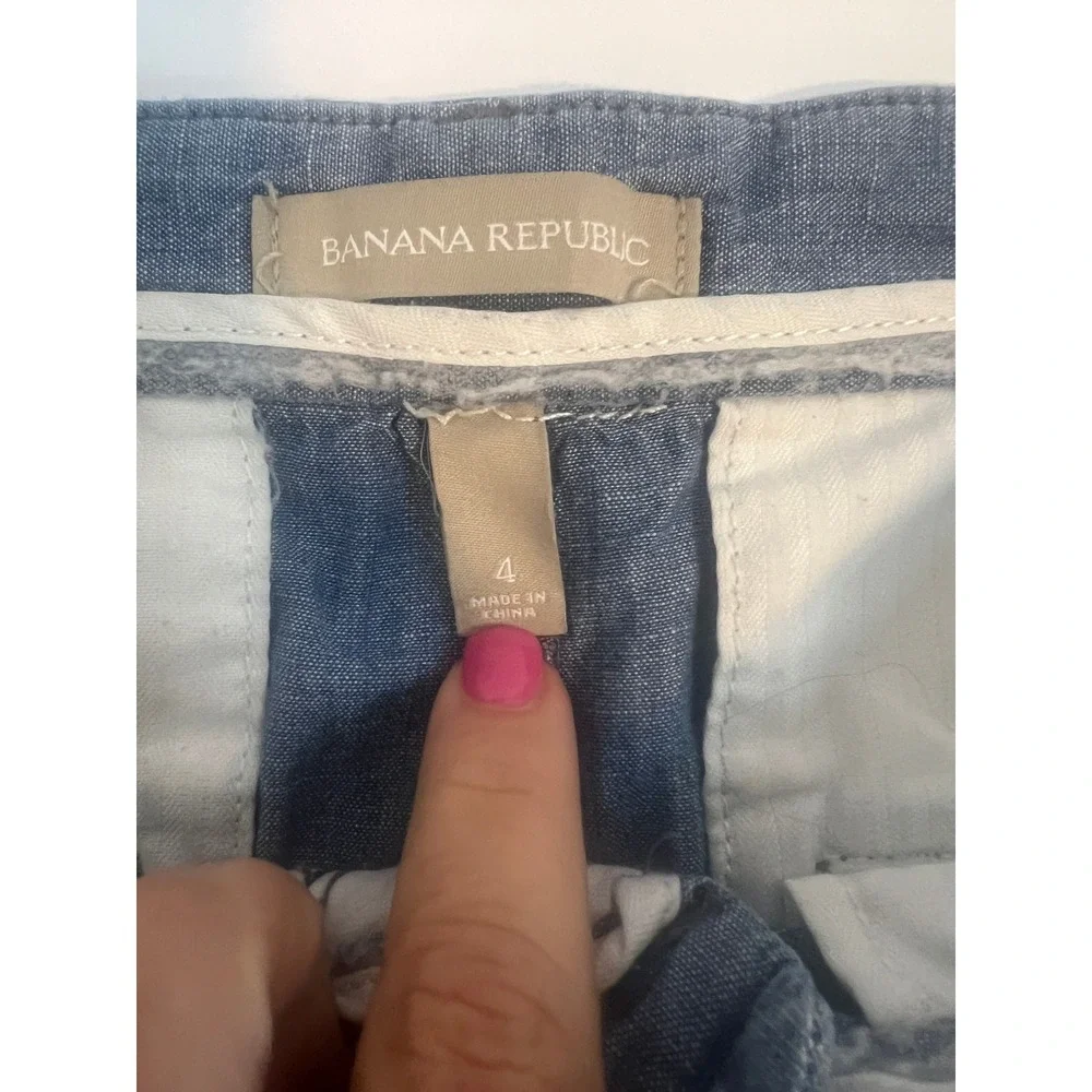 Banana Republic Womens Blue Chambray Linen Blend Cuffed Shorts Size 4